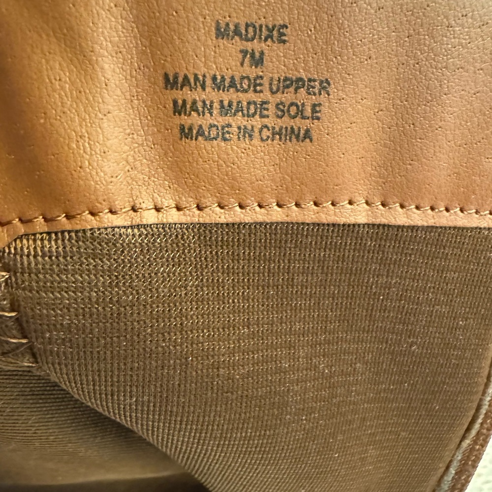 Women’s Size 7 Boot
Style & Co - Picture 8 of 8